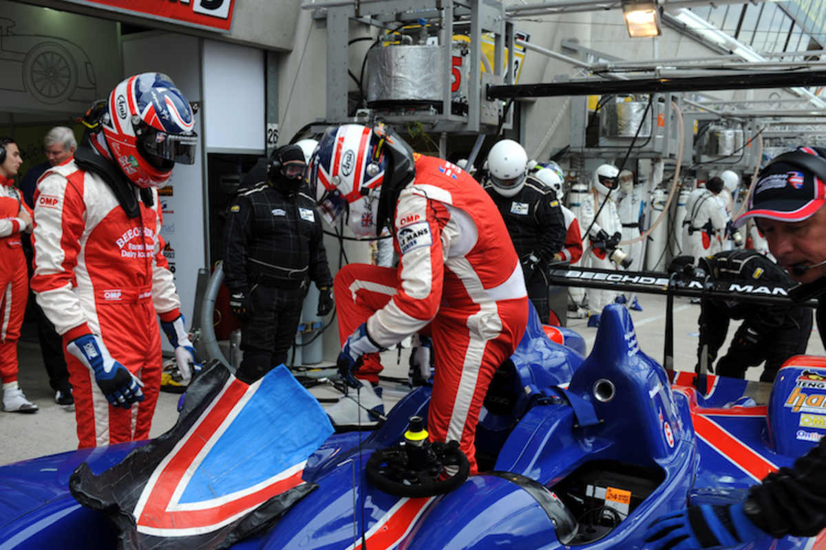 Leo und Nigel Mansell 2010 in Le Mans