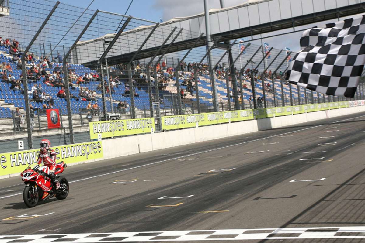 2011: Noriyuki Haga siegte für Pata Aprilia