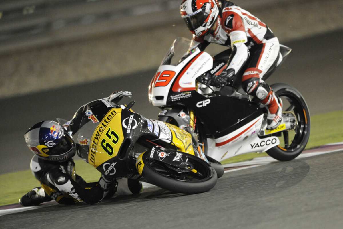 Philipp Öttl wird von Tonucci (19) fast überfahren