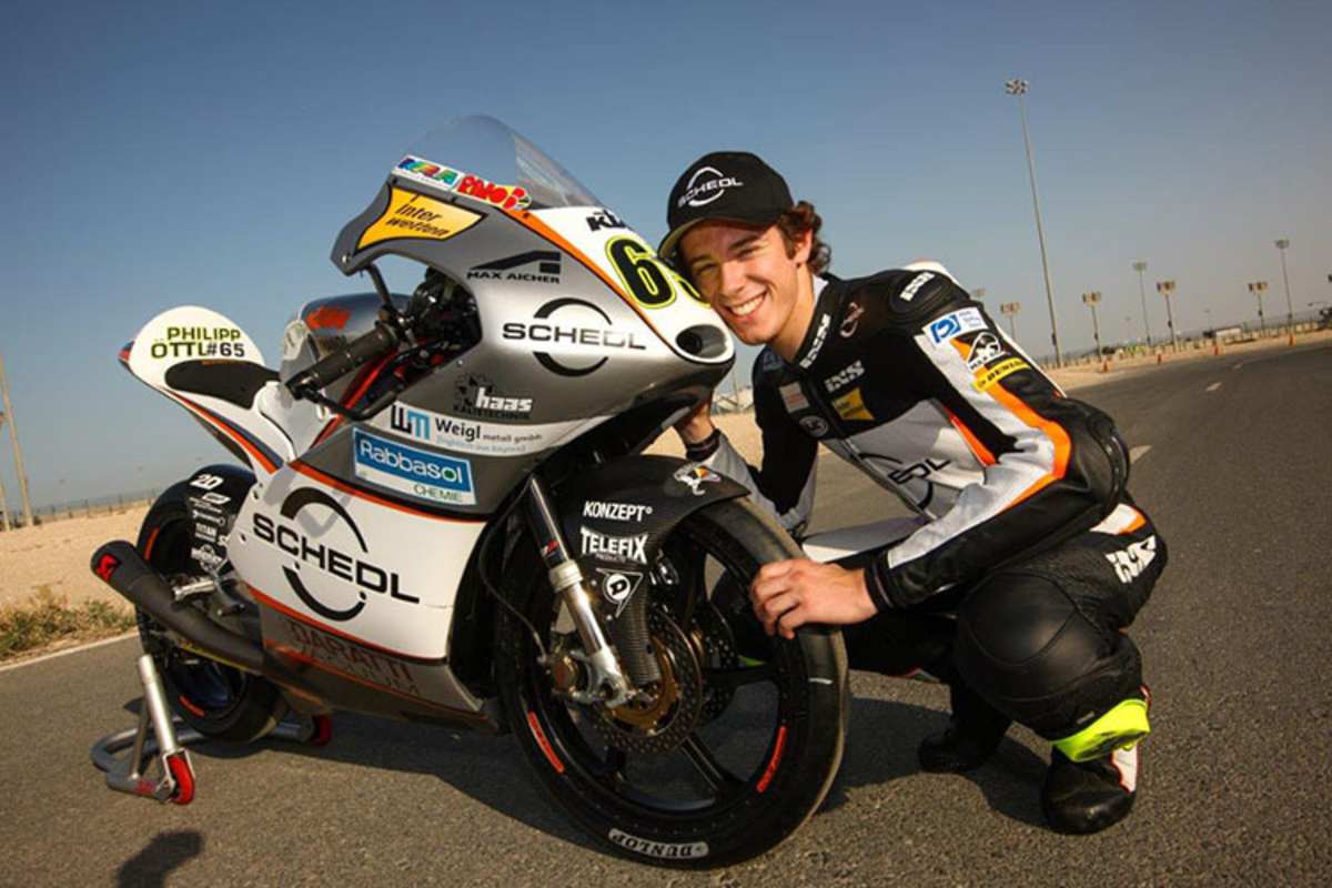 Öttl mit seiner Moto3-Werks-KTM