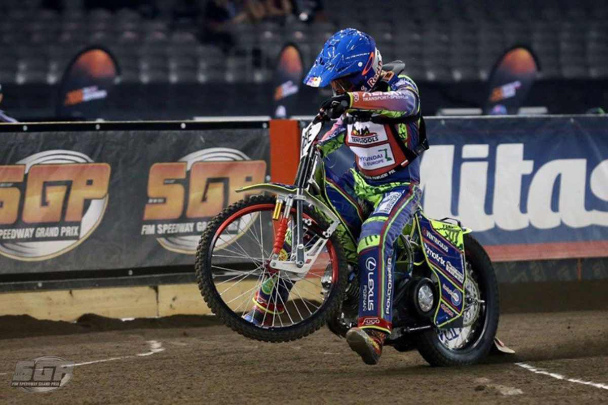 Wer die Kupplung nicht beherrscht, überschlägt sich am Start