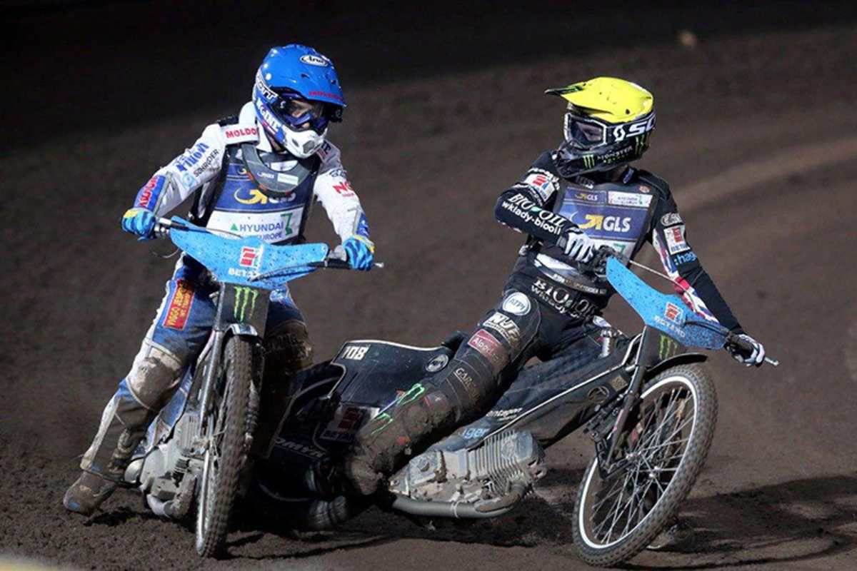 Tai Woffinden vor Nicki Pedersen