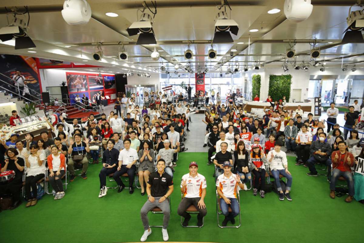 Beim Fan-Tag in Minato-Ku waren auch Marc Márquez und Takaaki Nakagami dabei  