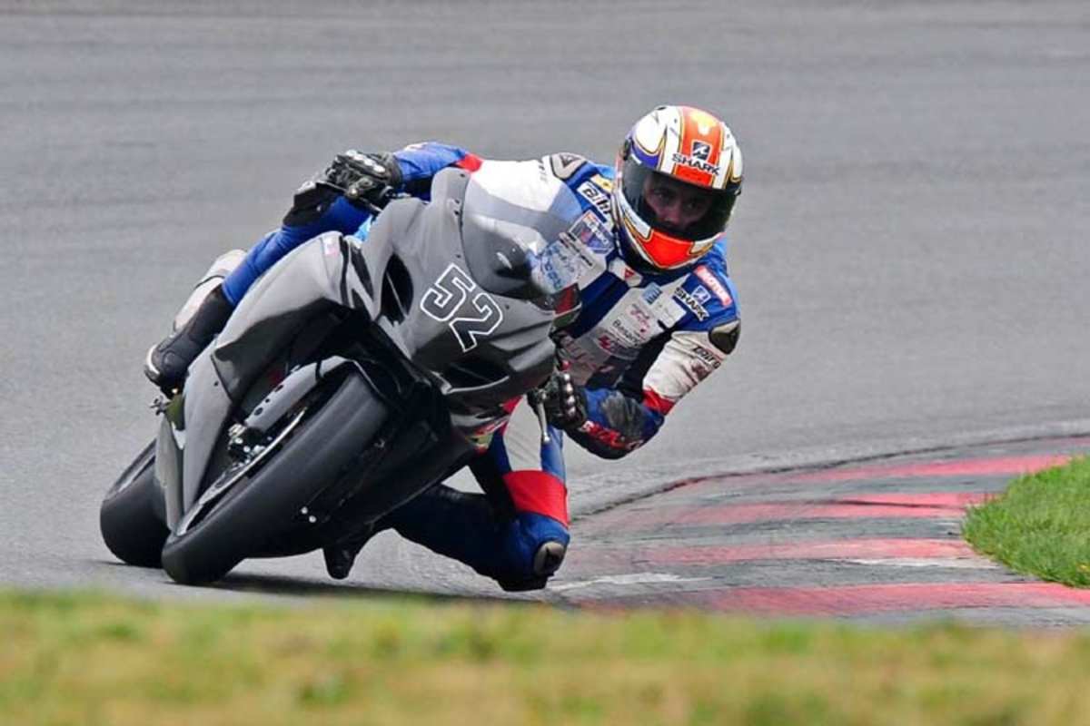 Die Lackierung der Philippe Suzuki wird nachgeliefert