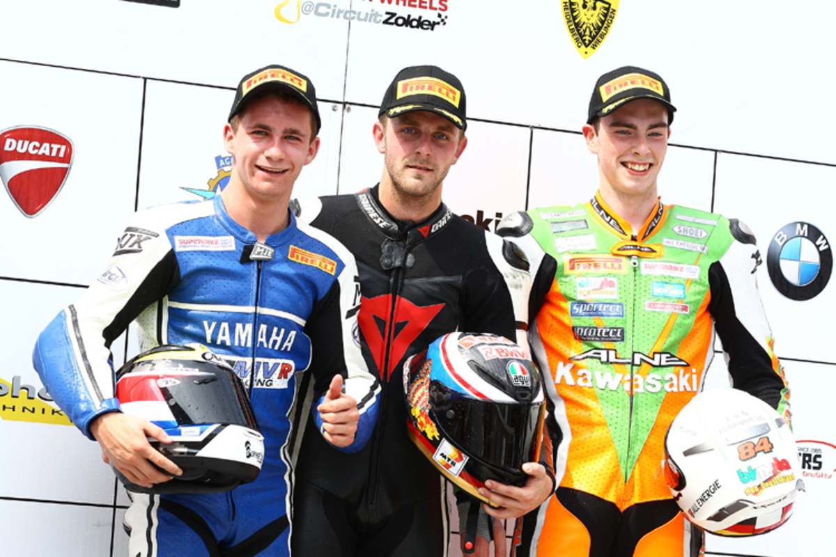 Podest in Lauf 2: Schouten, Wahr, Prokop (v.li.)