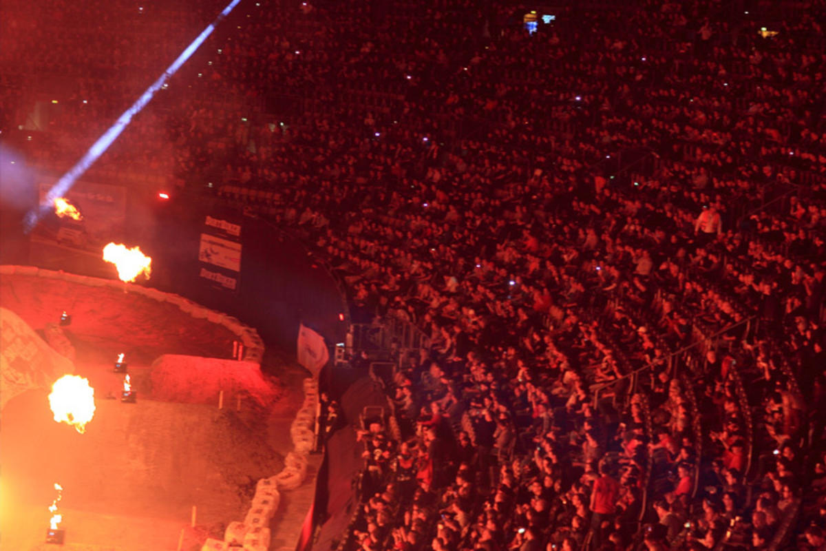 Volle Ränge in der Olympiahalle