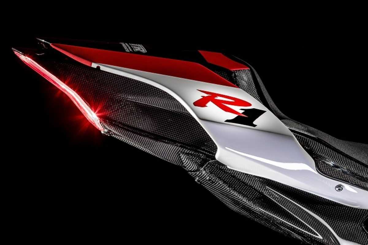 Karbon allenthalben, um auf 170 kg fahrfertig zu kommen