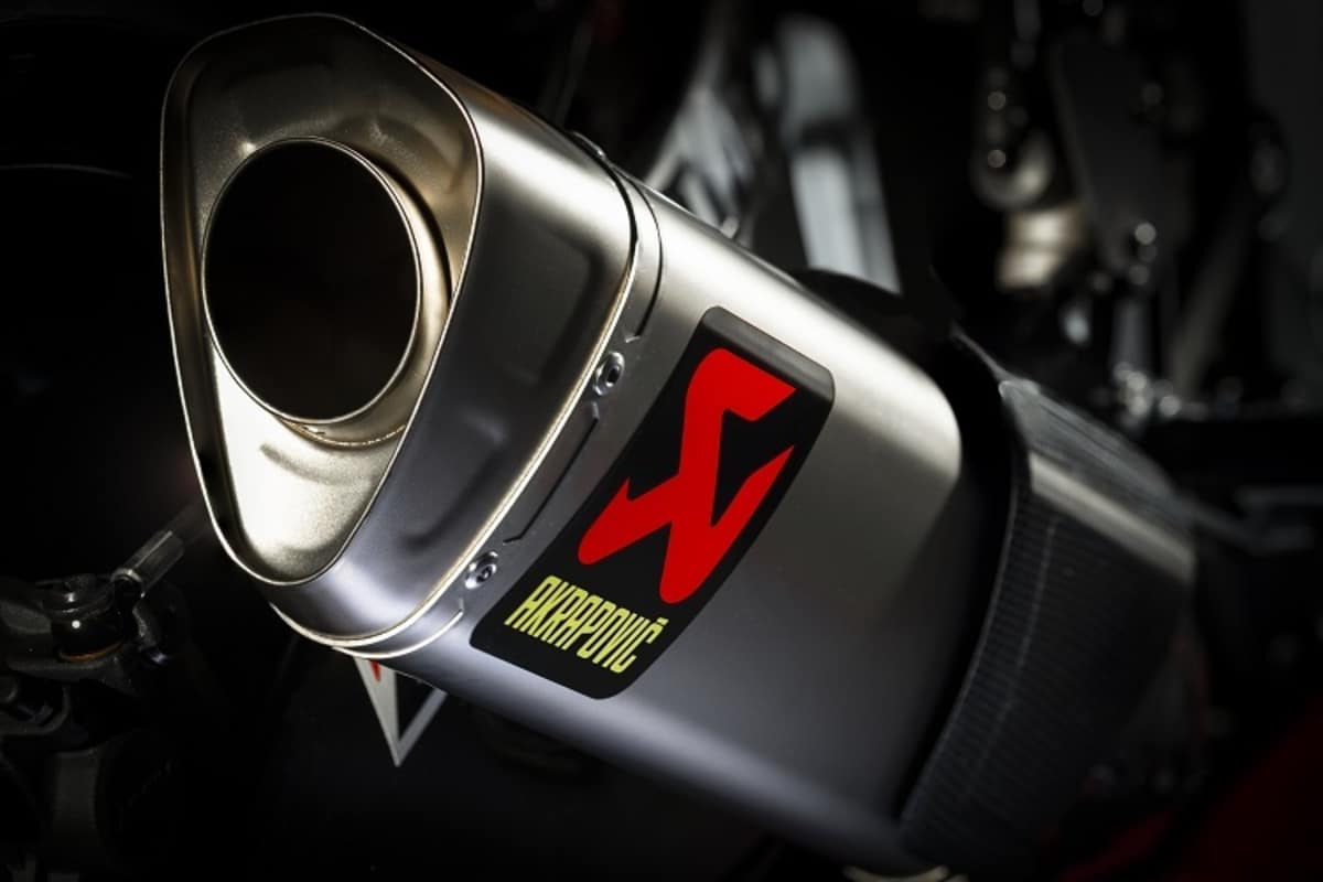 Edle Soundanlage: Titanauspuffanlage von Akrapovic