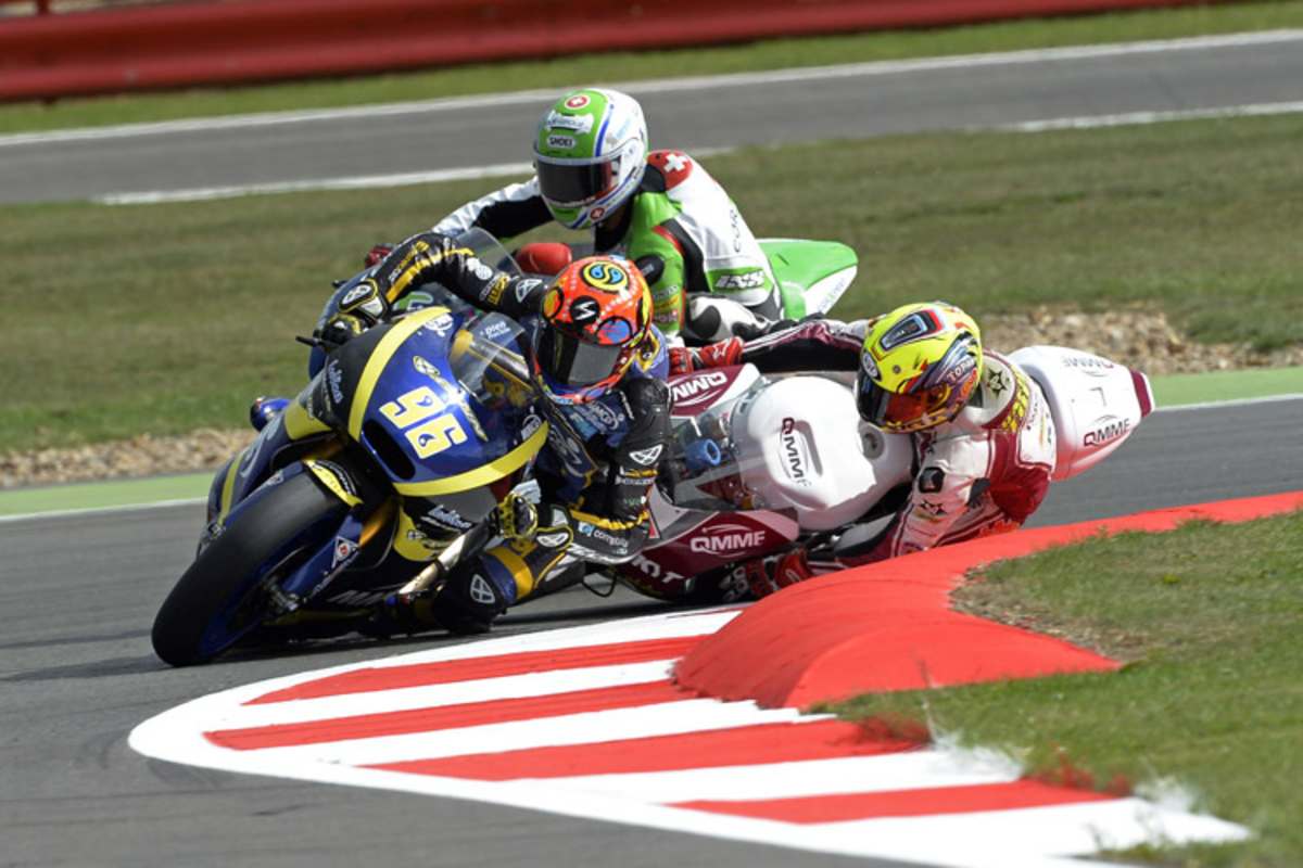 ... Krummenacher wehrt sich gegen die unvermeidlichen Sturz...