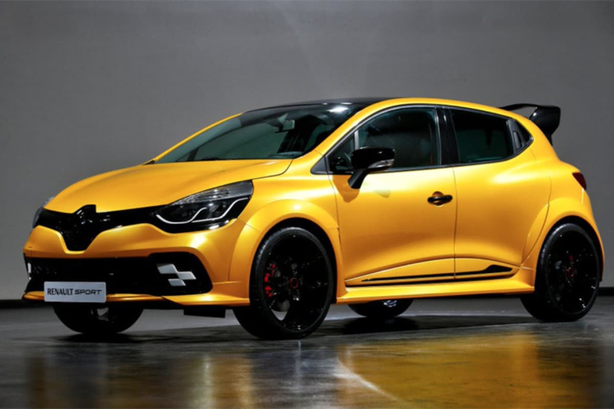  275 PS und ein maximales Drehmoment von 360 Nm: Der Clio R.S. 16 überzeugt mit seinen Werten