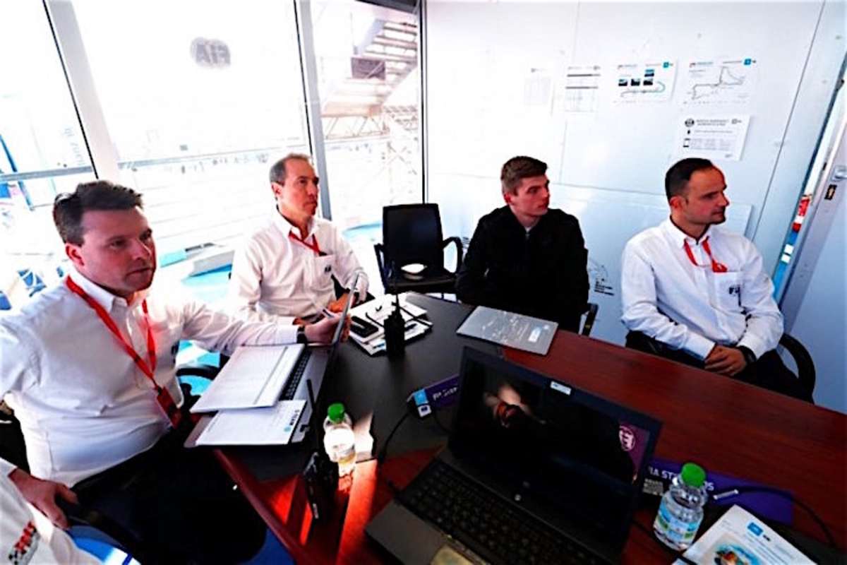 Mathieu Remmerie (links)