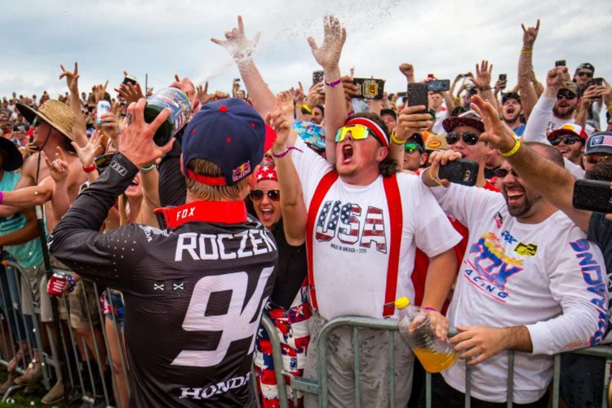 In den USA wird Ken Roczen als Superstar gefeiert