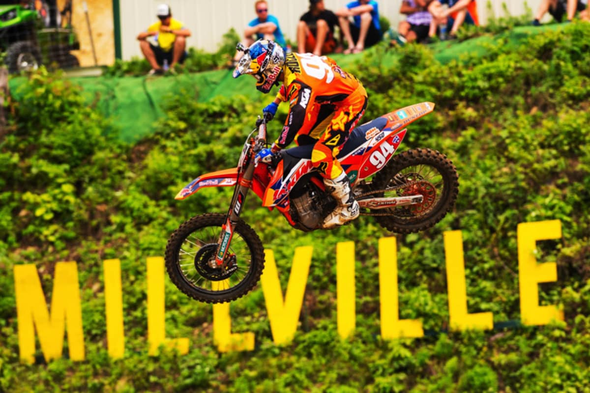 Ken Roczen musste zwar zwei Punkte abgeben, behält aber nach dem achten Lauf das «Redplate» des Meisterschaftsführenden