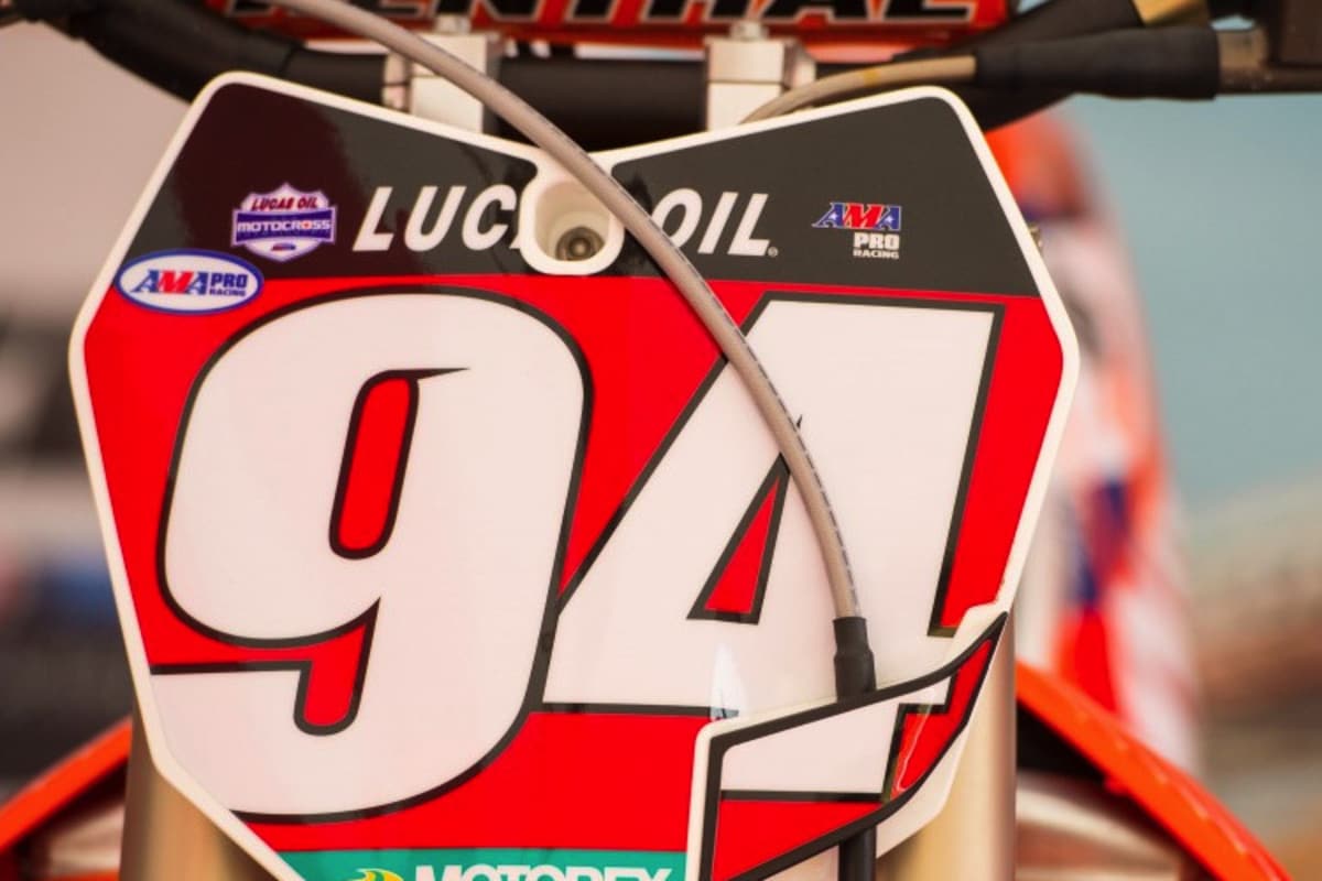 Auch nach High Point bleibt die Startnummer 94 von Ken Roczen rot