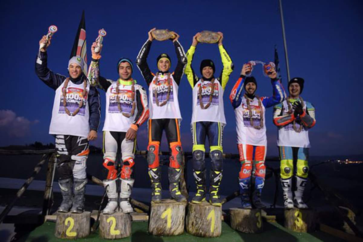 Valentino Rossi besiegte mit seinem Halbbruder Luca Marini die Teams der MotoGP-Piloten Danilo Petrucci und Andrea Dovizioso