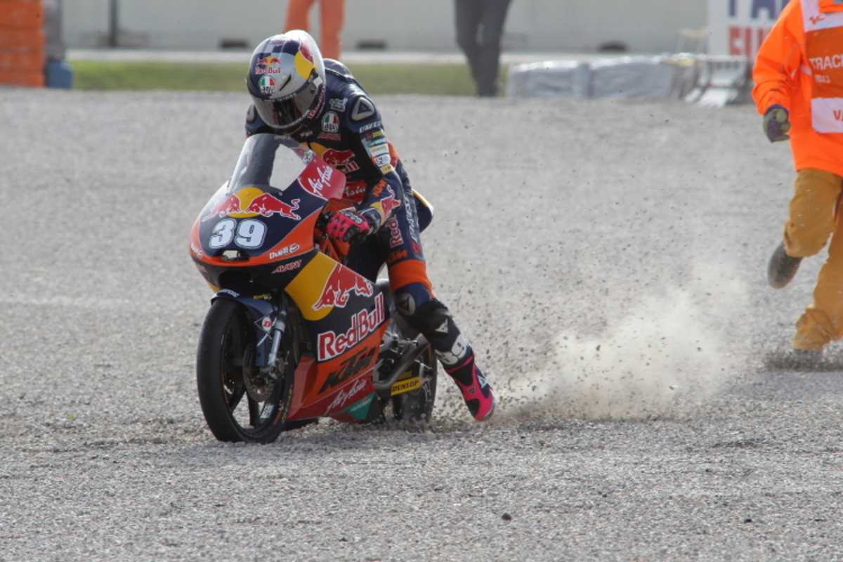 KTM-Pilot Luis Salom hetzte dem Feld nach seinem Sturz hinterher