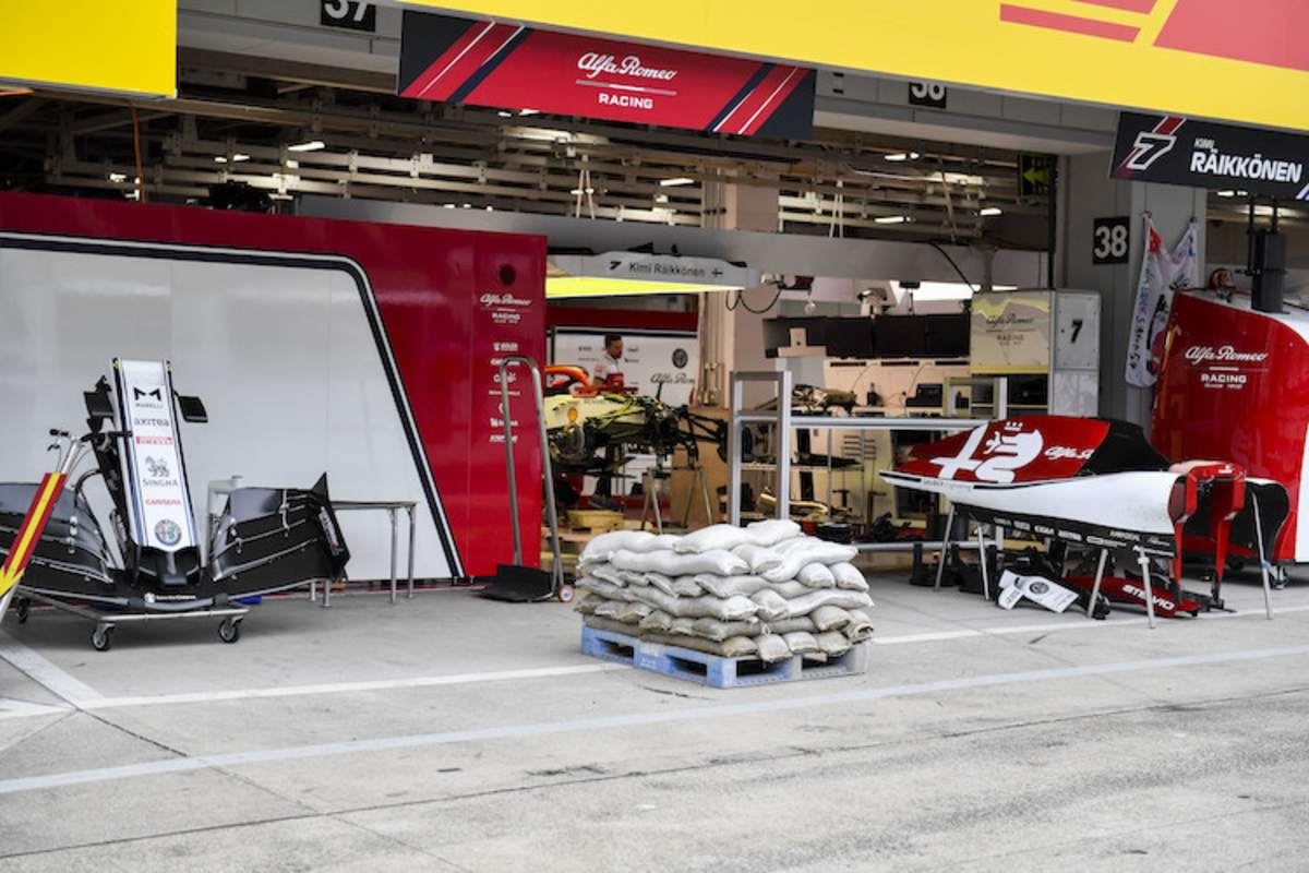 Die Teams erhielten Sandsäcke