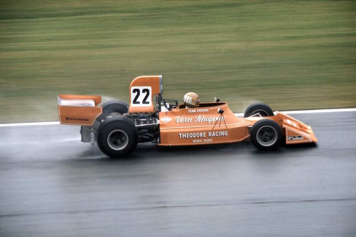 Vern Schuppan 1974 im Ensign