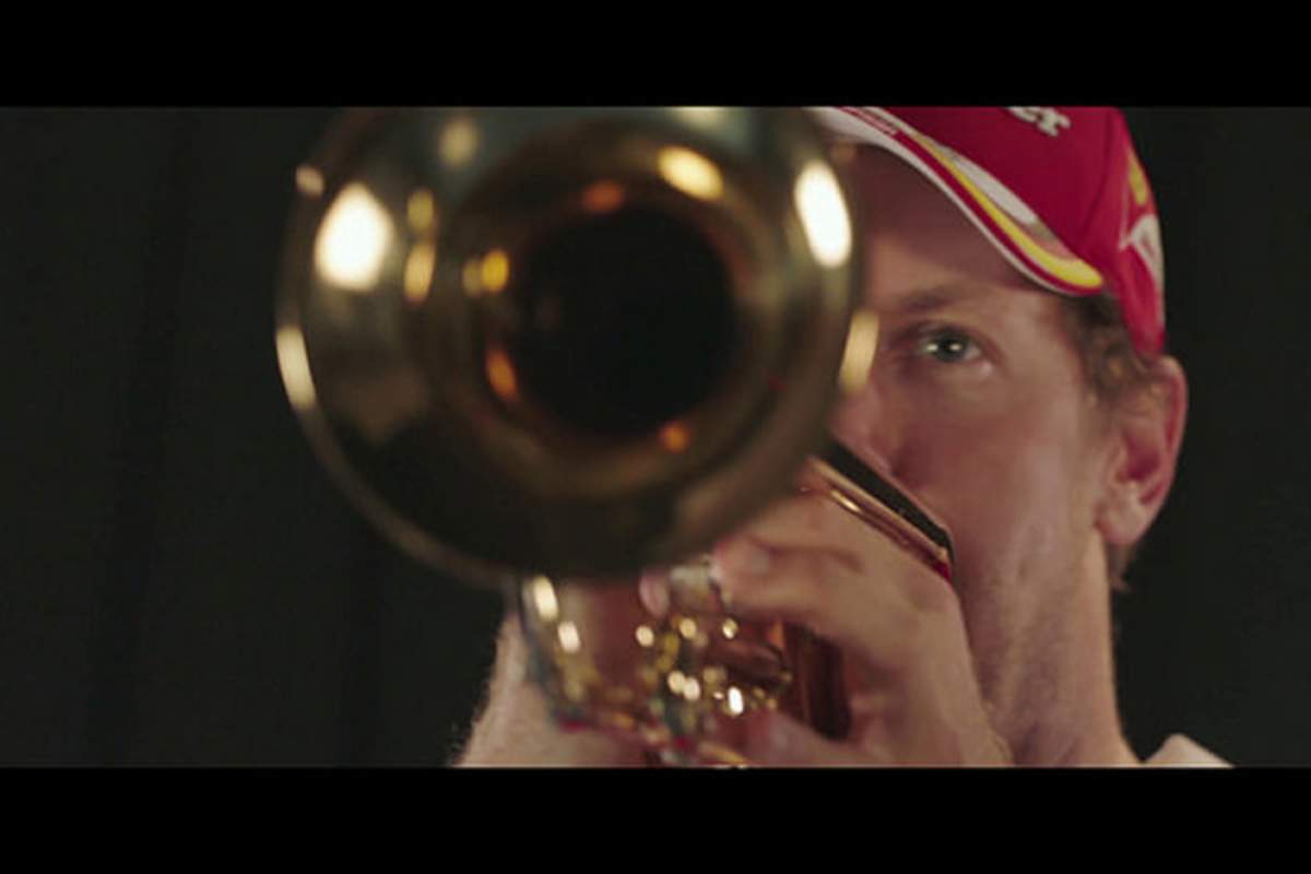 Auch bei Sebastian Vettel klappte das Trompetenspiel auf Anhieb