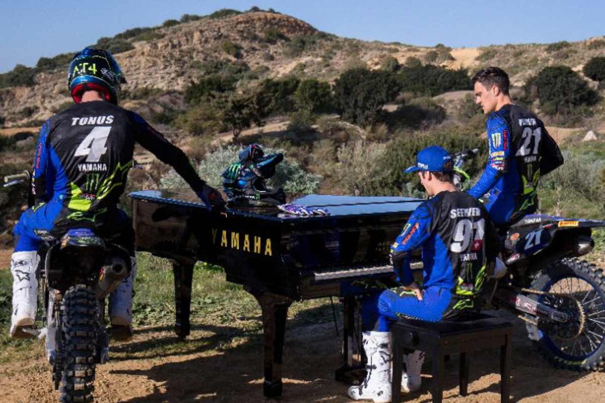 Da staunen nicht nur die Teamkollegen: Jeremy Seewer beherrscht das Spiel auf dem Flügel