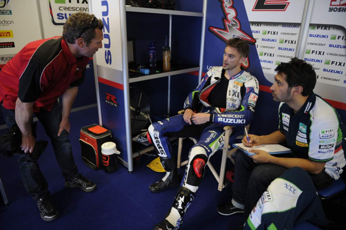 2013 half Simon Crafar (li.) Leon Camier als Riding-Coach