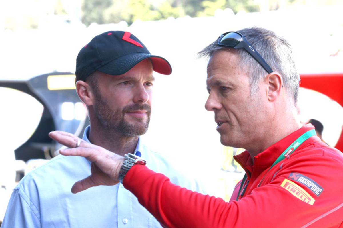 Scott Smart von der FIM (li.) mit Teamchef Shaun Muir