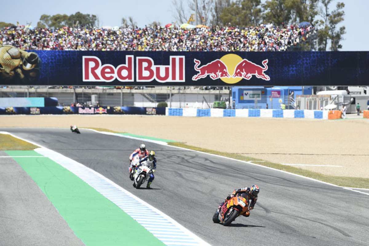 Smith im Rennen vor Abraham und Redding