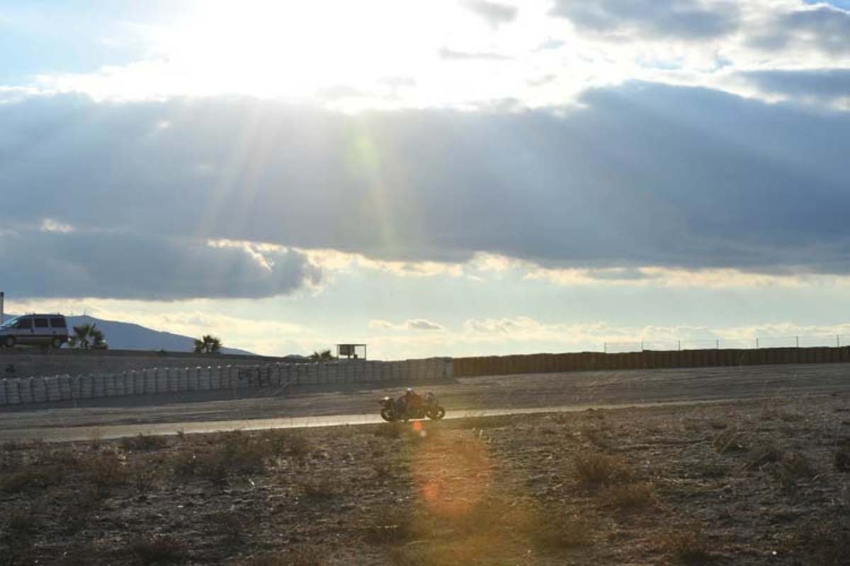 Sonnenuntergang auf dem Circuito de Almeria