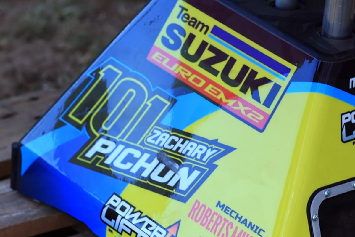 Der Sohn von Mickaël Pichon, Zach Pichon, laboriert an einem Schlüsselbeinbruch 