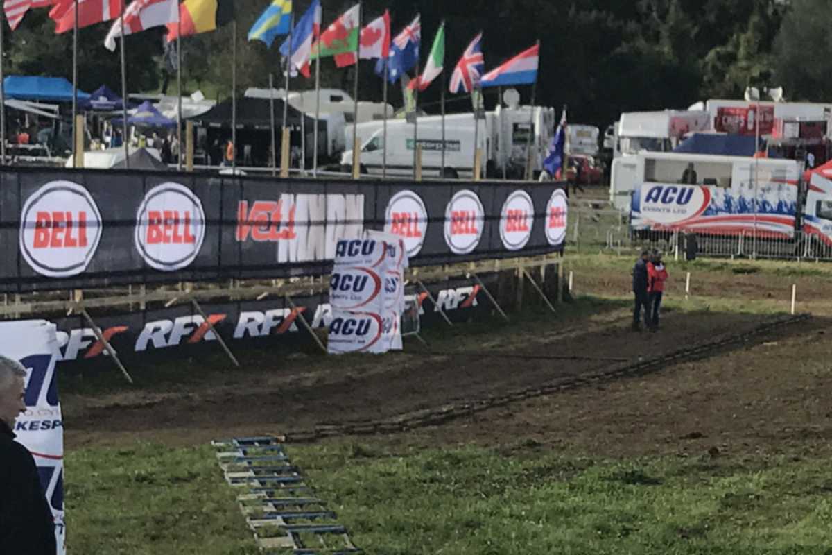 Die gewinkelte Startanlage für den Handicap-Start