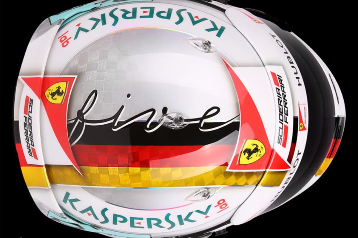 Der Spanien-Helm von oben