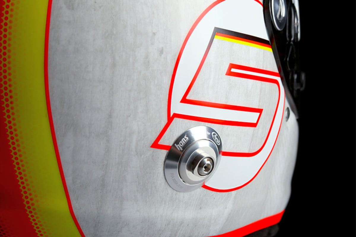 Detailaufnahme des neuen Helms