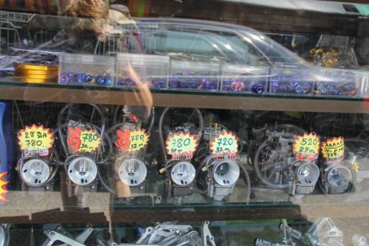 Flachschiebervergaser in allen Grössen, sehen aus wie Keihin, für 22 Euro