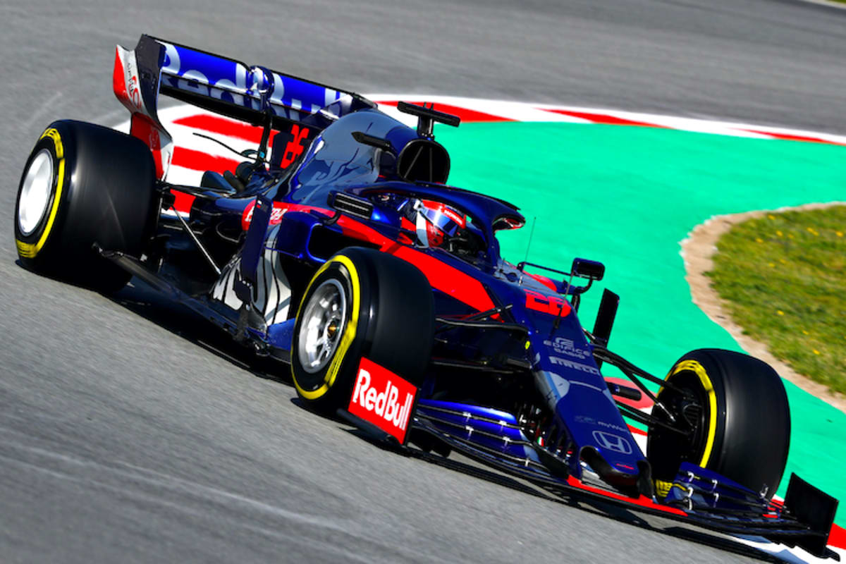 Das Auto von 2019 im metallisierten Blau