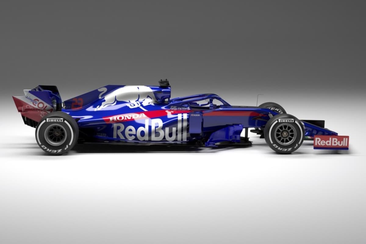 Die seitlichen Luftleit-Elemente sind simpler