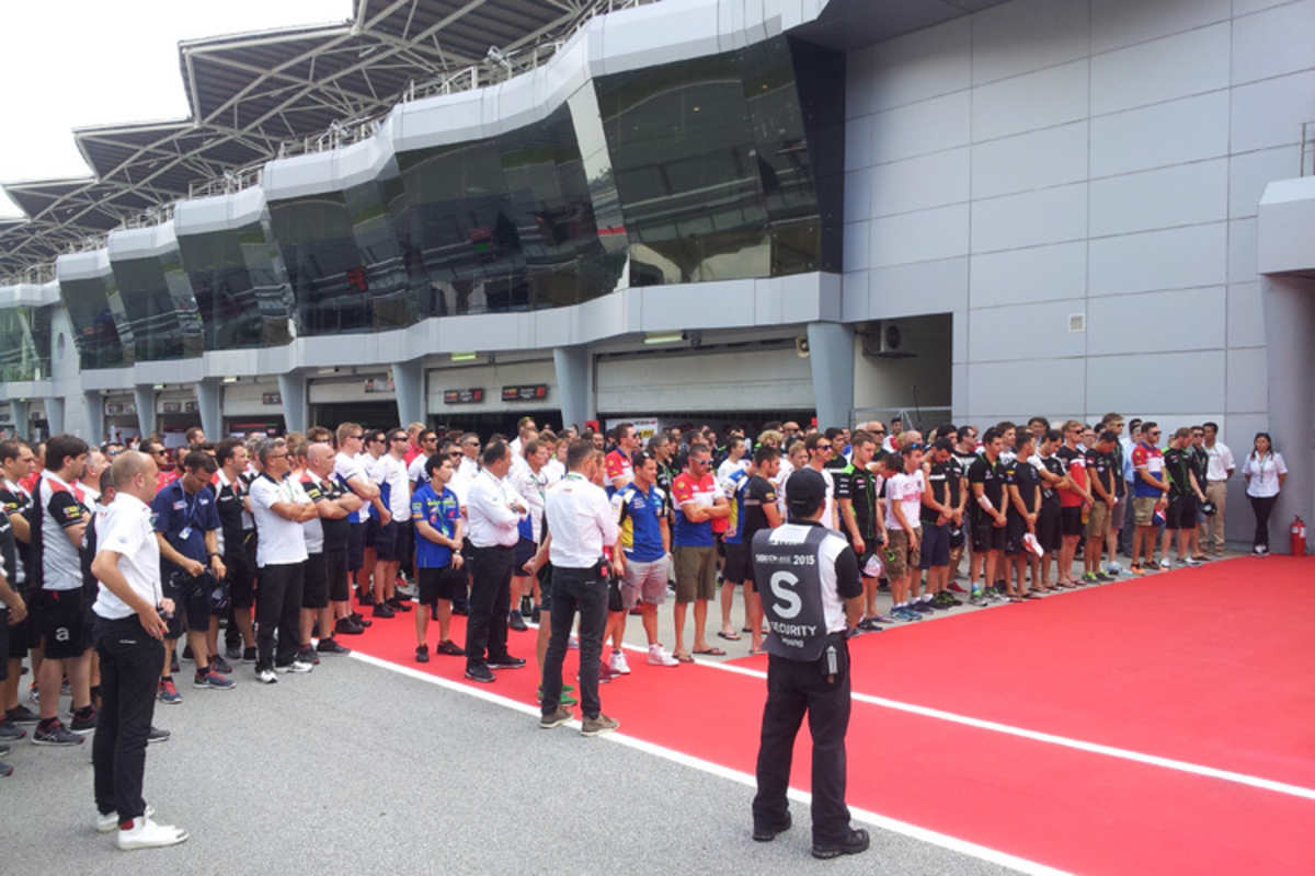 Das Superbike-Fahrerlager trauert