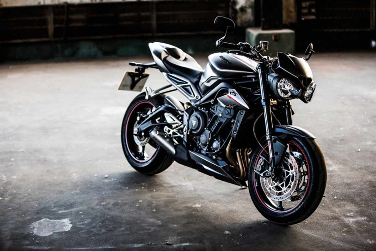 Triumph Street Triple 765 RS: Vieles, was gut und teuer ist, hat sie serienmäßig schon dran