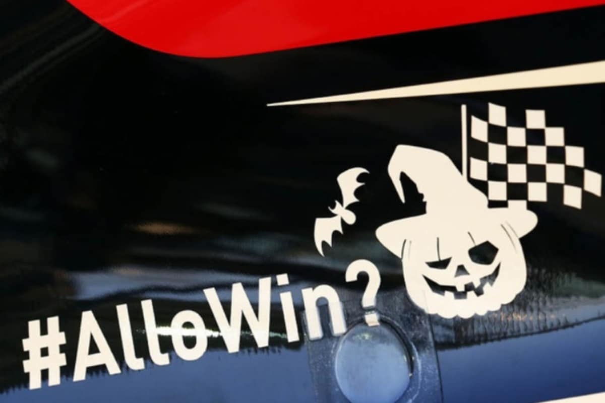 Abu Dhabi brachte für Lotus weder Halloween noch Hello, Win