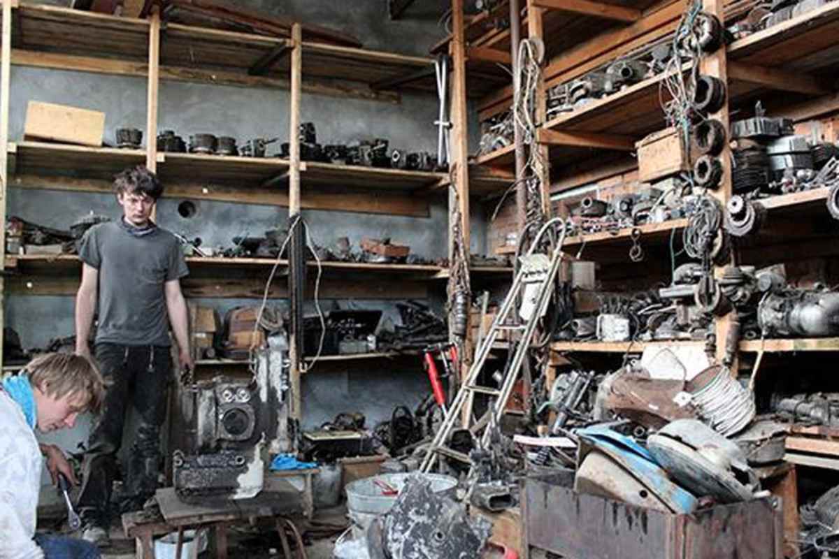 Gut gefülltes Ersatzteillager