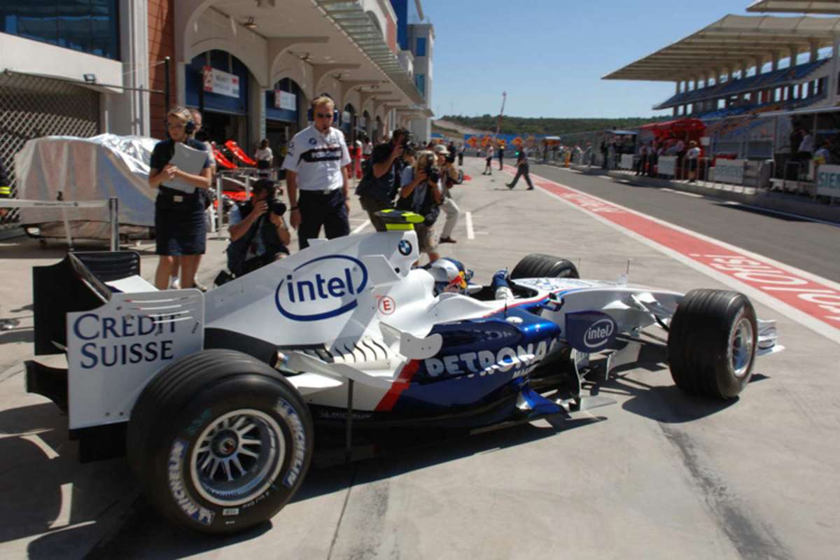 Türkei 2006: In ungefähr acht Sekunden erhält Sebastian Vettel eine Strafe