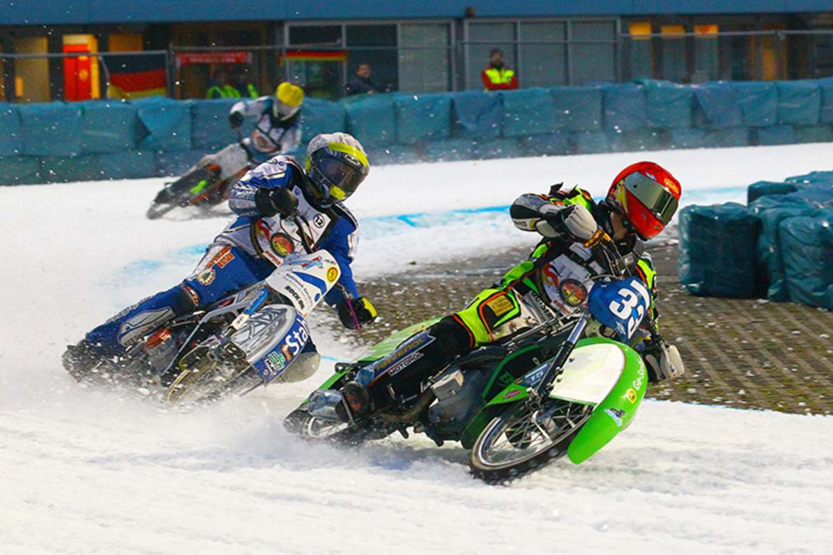 Hans Weber vor Stefan Pletschacher