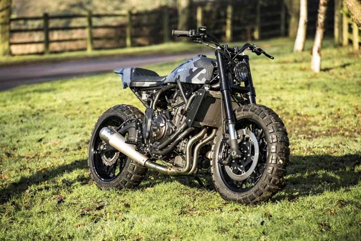Im Scrambler sind leichte Schmiederäder von Wukawa Industry verbaut
