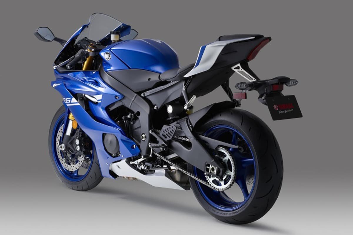 Die neue R6 von hinten