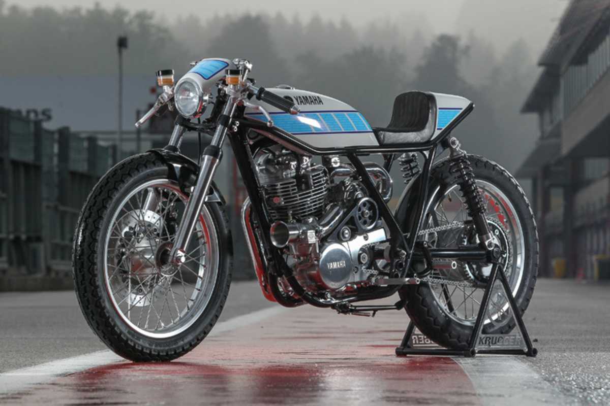 Radikal: Die Yamaha SR 400 Yard Built 