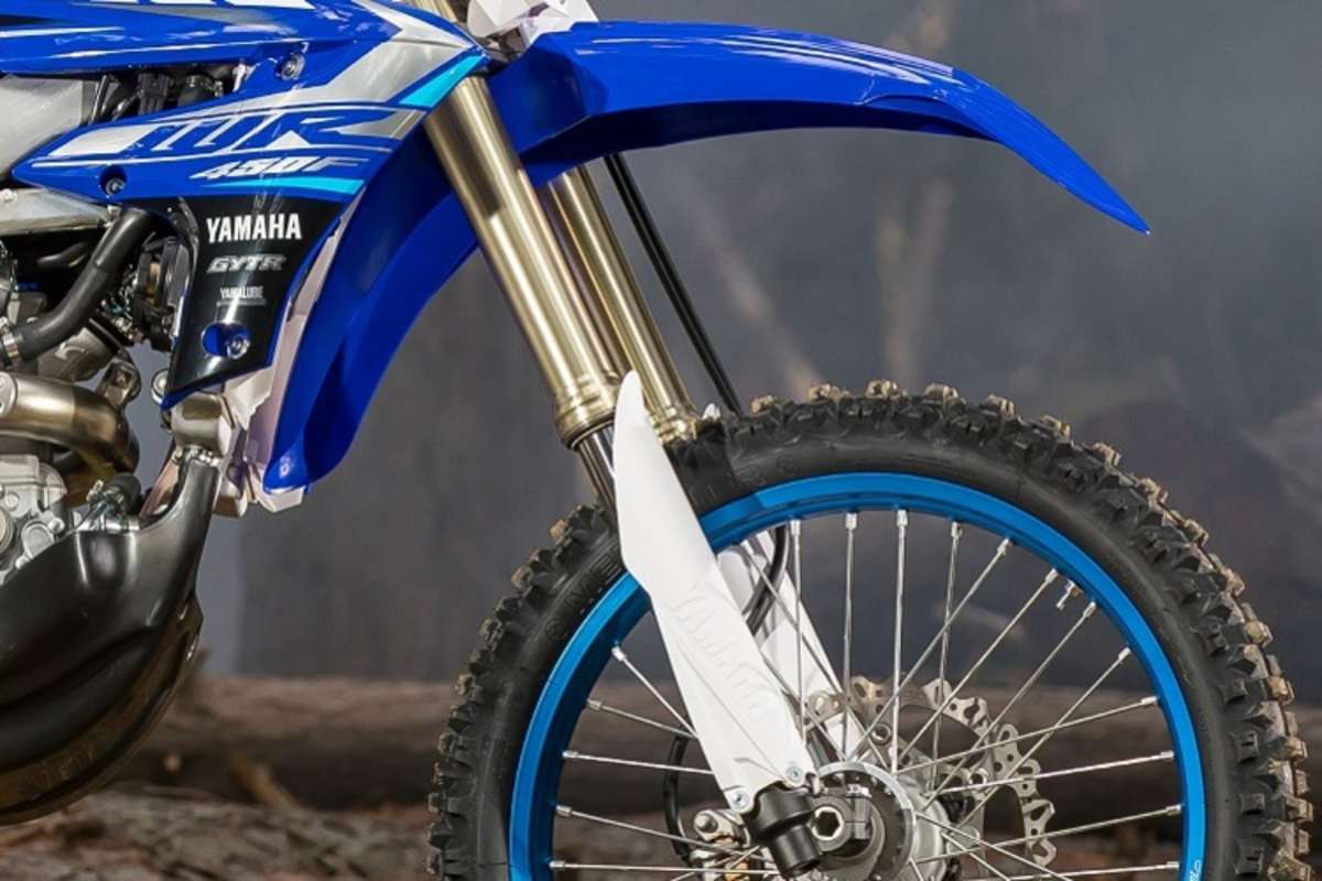 Yamaha setzt auch beim 2020er Jahrgang aus Luftgabeln von KYB