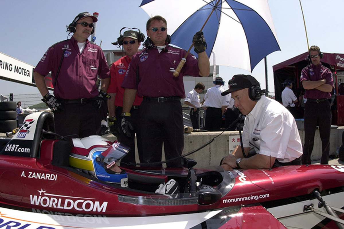 Mo Nunn am Wagen von Alex Zanardi