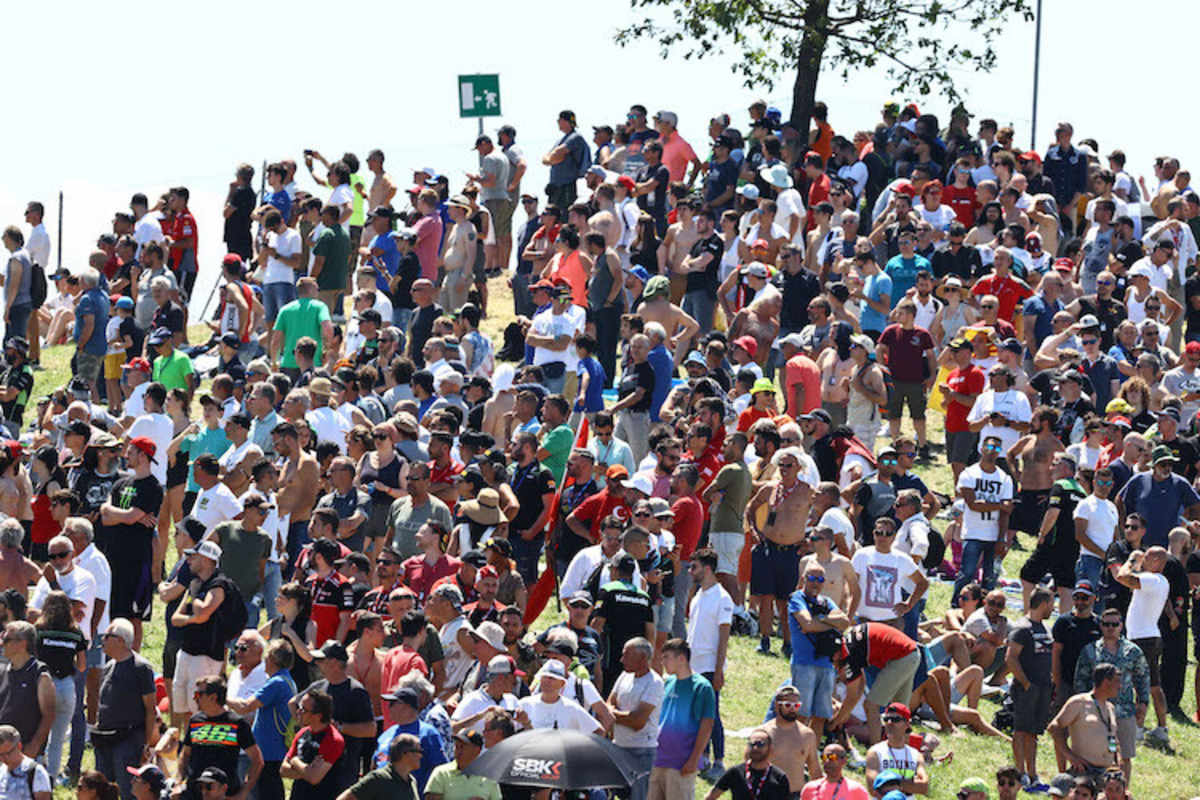 Start frei fuer die 89. Ausgabe der 24h Le Mans