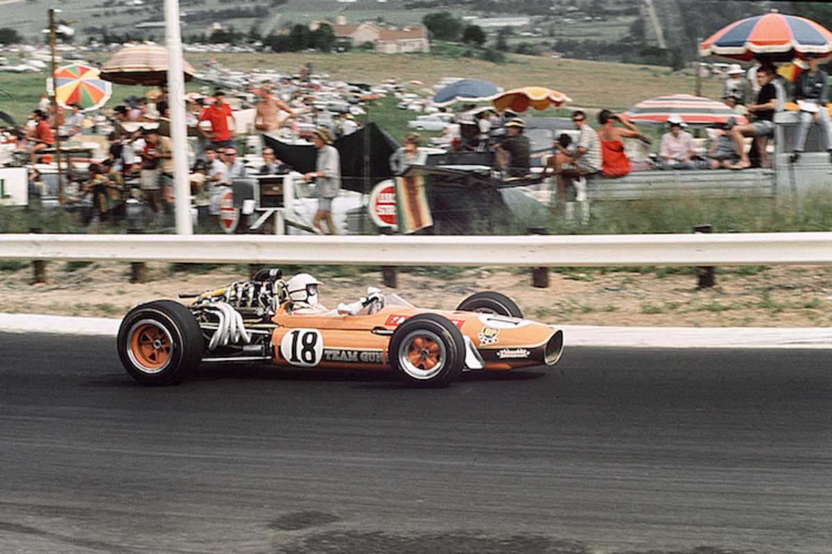 1968: Der Rhodesier Sam Tingle mit dem LDS-Repco in Kyalami
