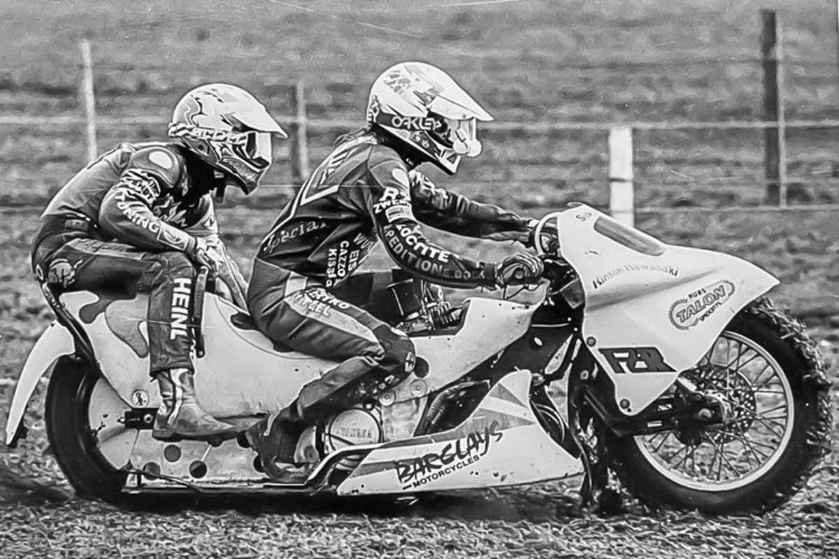 1996 versuchten sich Tommy Kunert und Marco Hundsrucker auf einer 1000er in England