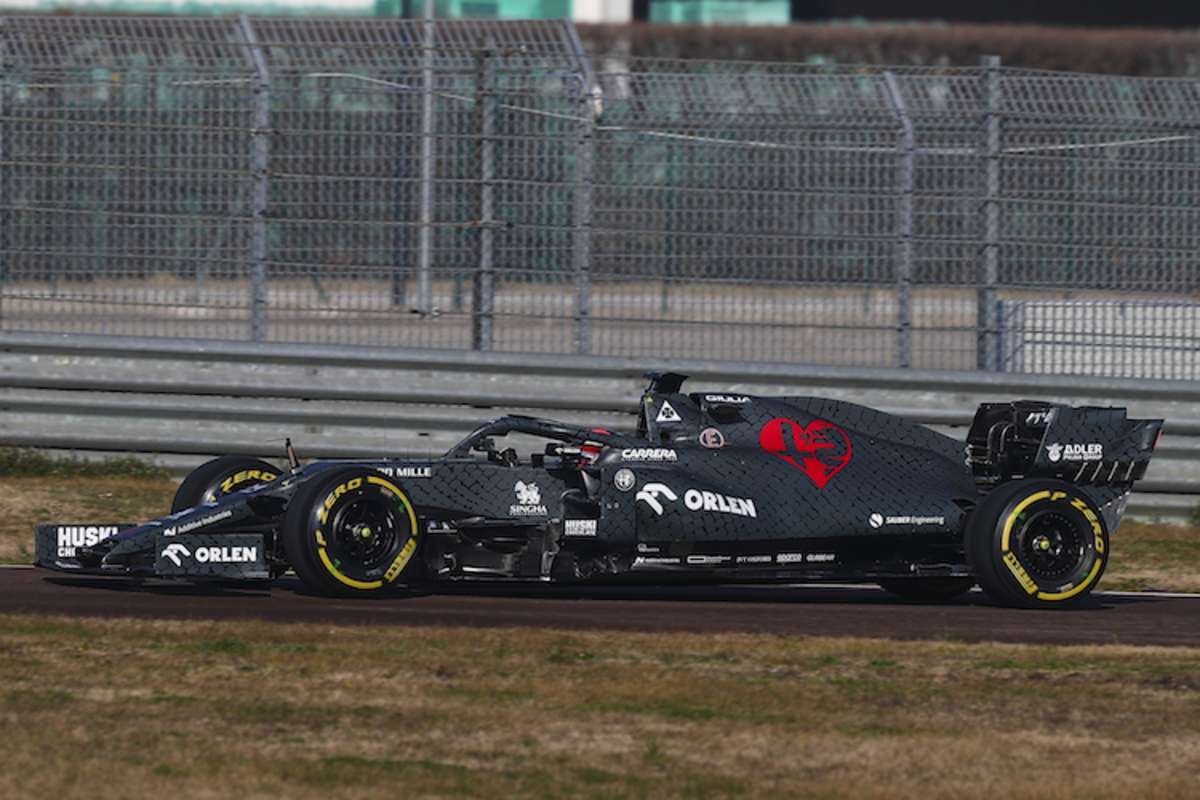 Kimi Räikkönen mit seinem Alfa in Fiorano 2020 – herzliche Grüsse!